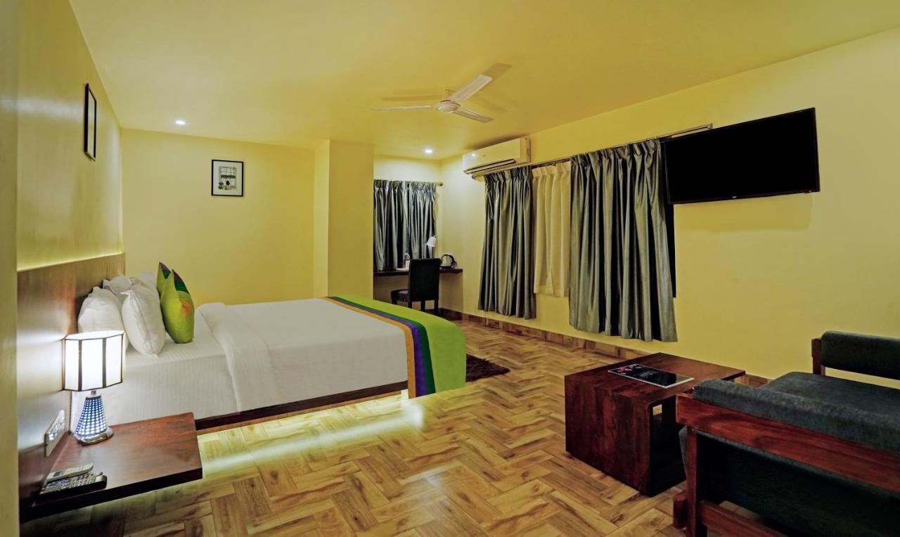 Hotel Treebo Golden Nest Bhubaneswar Zewnętrze zdjęcie