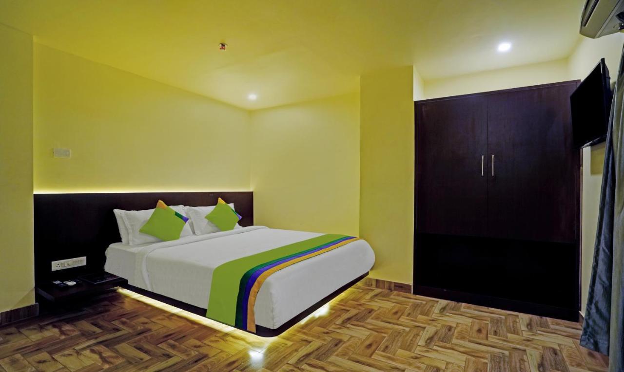 Hotel Treebo Golden Nest Bhubaneswar Zewnętrze zdjęcie