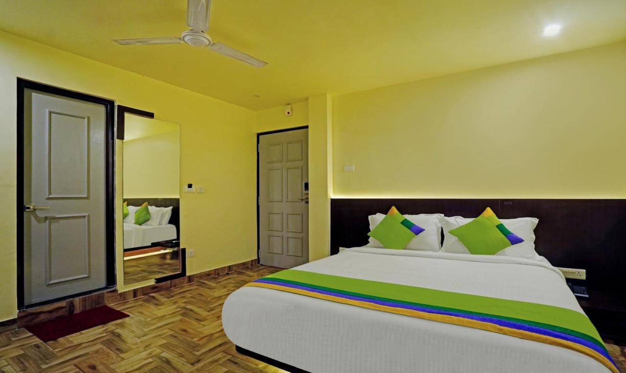 Hotel Treebo Golden Nest Bhubaneswar Zewnętrze zdjęcie