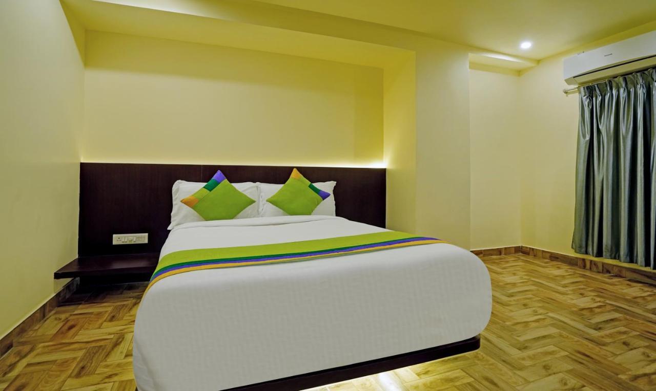 Hotel Treebo Golden Nest Bhubaneswar Zewnętrze zdjęcie