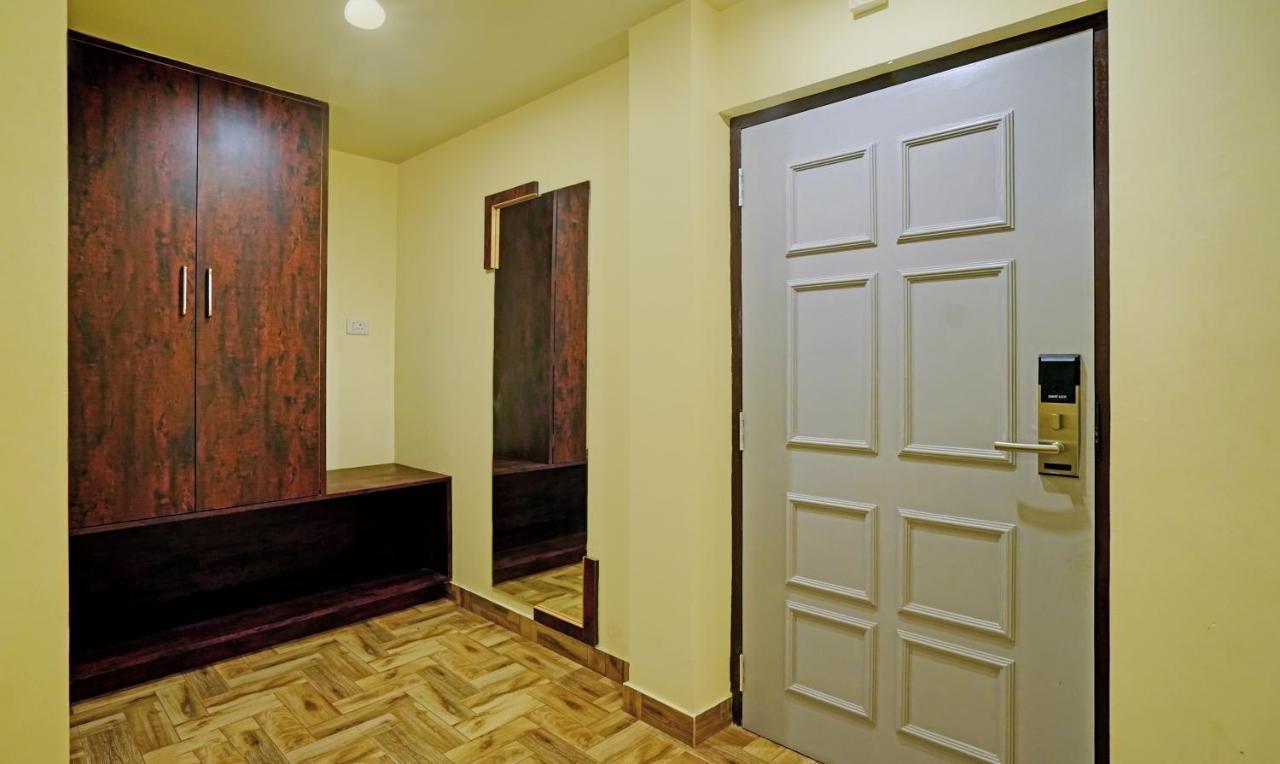 Hotel Treebo Golden Nest Bhubaneswar Zewnętrze zdjęcie